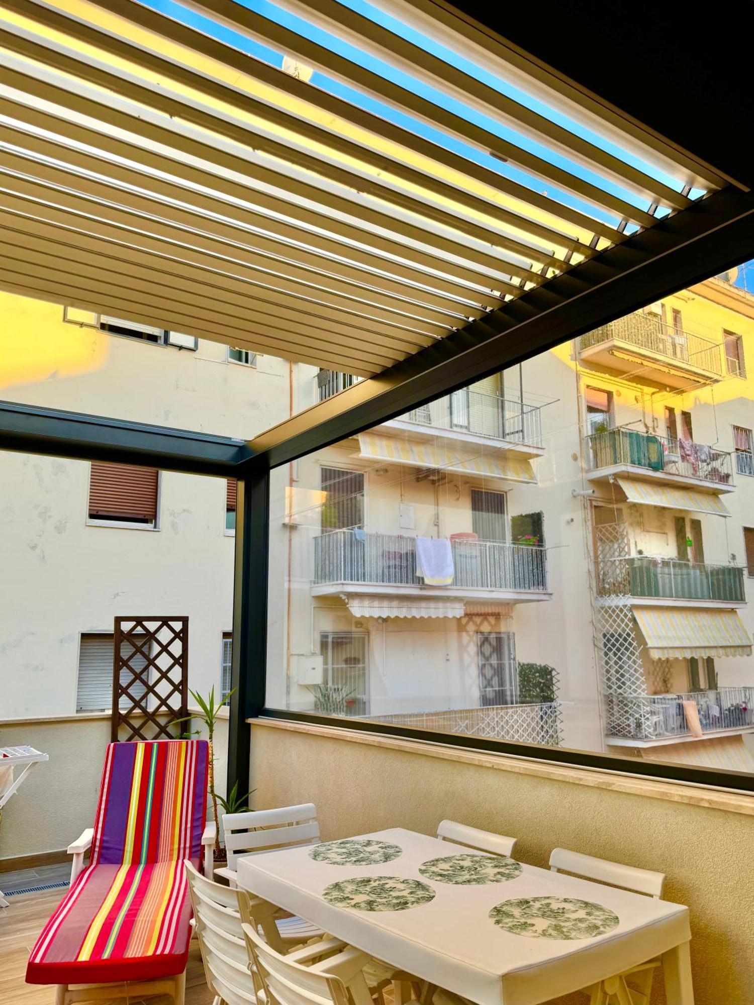 Pescara Centro Silenzioso E Confortevole Con Terrazzo Bioclimatico A 2 Minuti Dal Mare Zewnętrze zdjęcie
